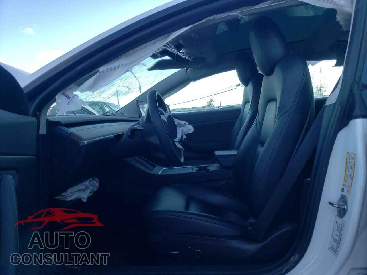 TESLA MODEL 3 2021 - 5YJ3E1EA8MF923145