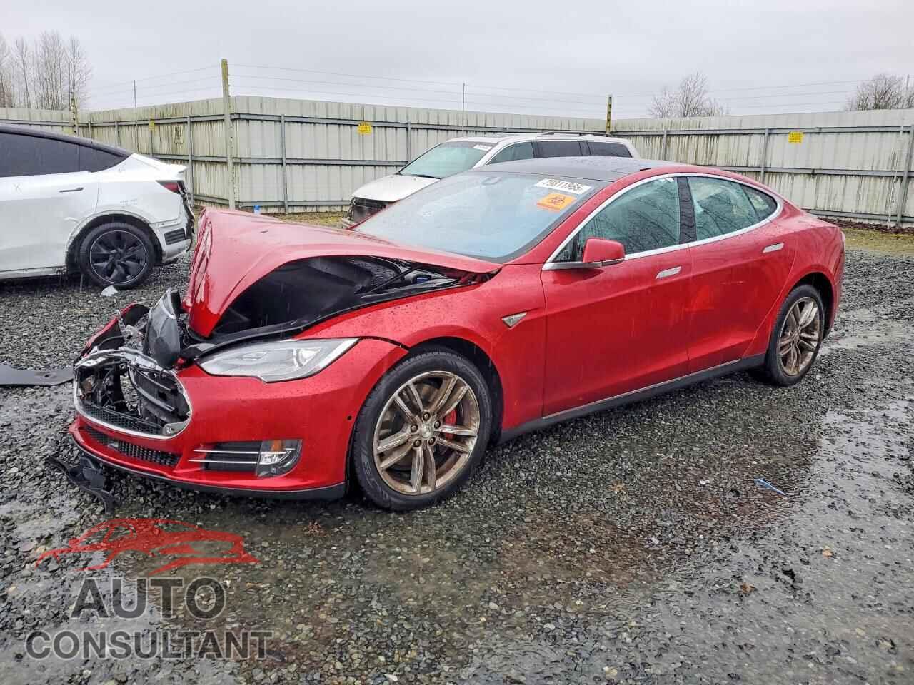 TESLA MODEL S 2015 - 5YJSA1H47FF084055