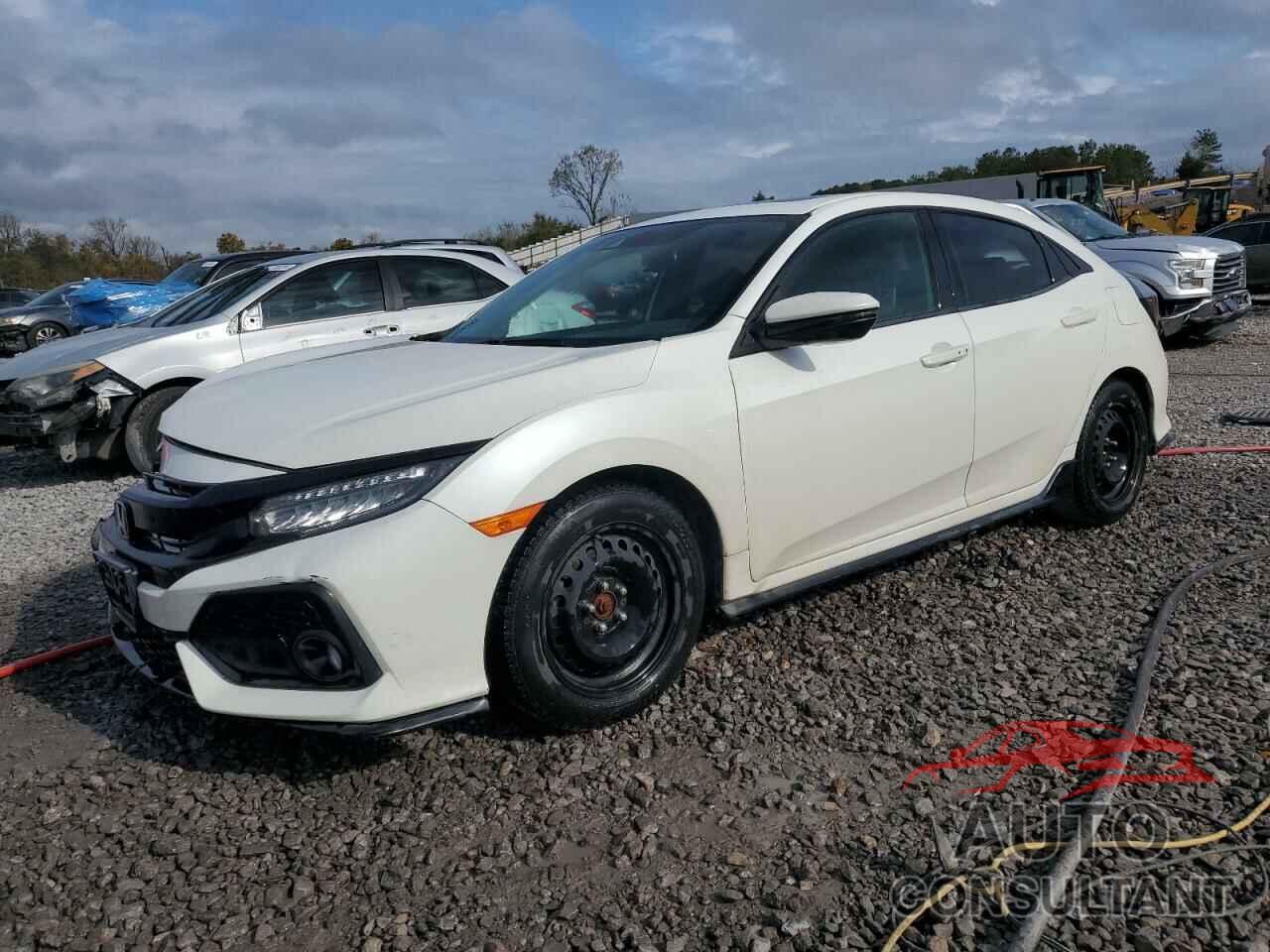 HONDA CIVIC 2018 - SHHFK7H93JU309074