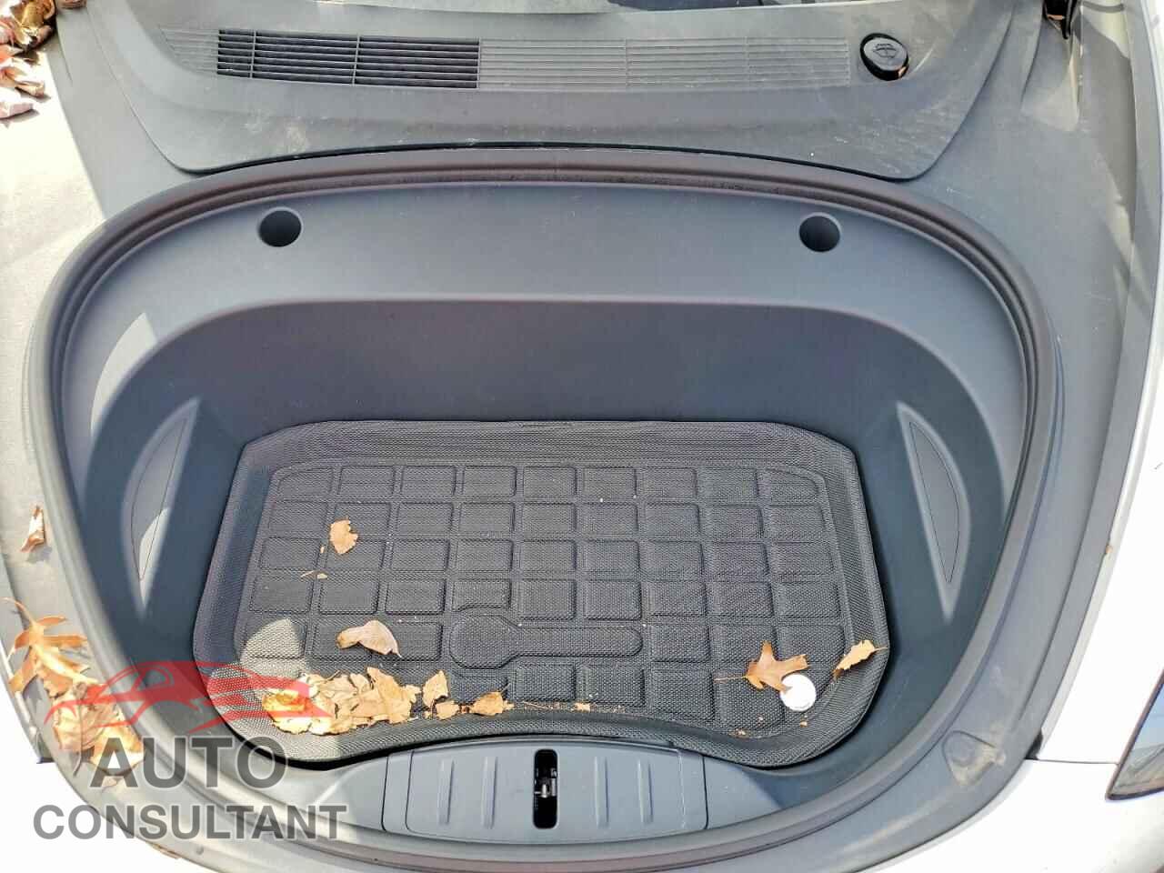 TESLA MODEL 3 2023 - 5YJ3E1EA4PF487382