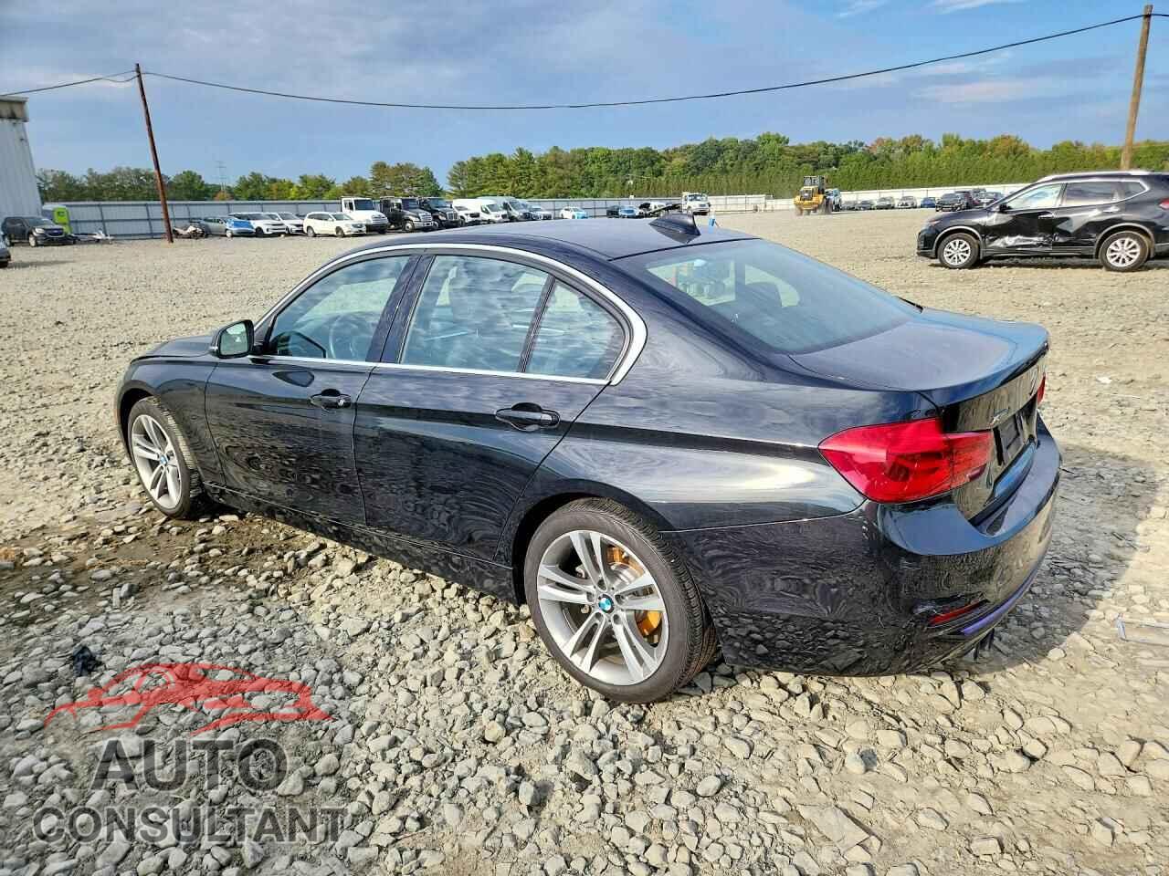 BMW 3 SERIES 2018 - WBA8D9G52JNU72375