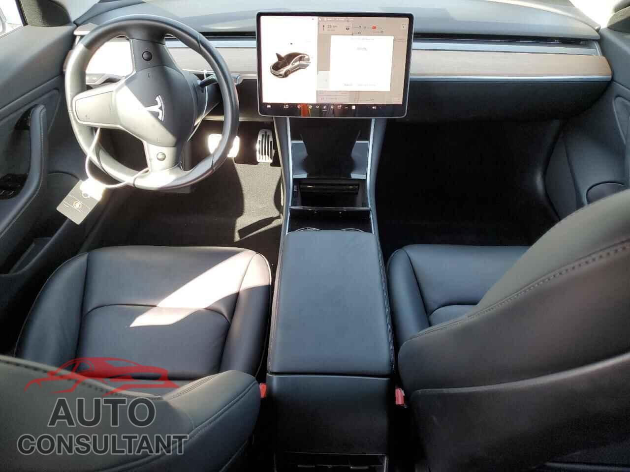 TESLA MODEL 3 2018 - 5YJ3E1EA5JF052829