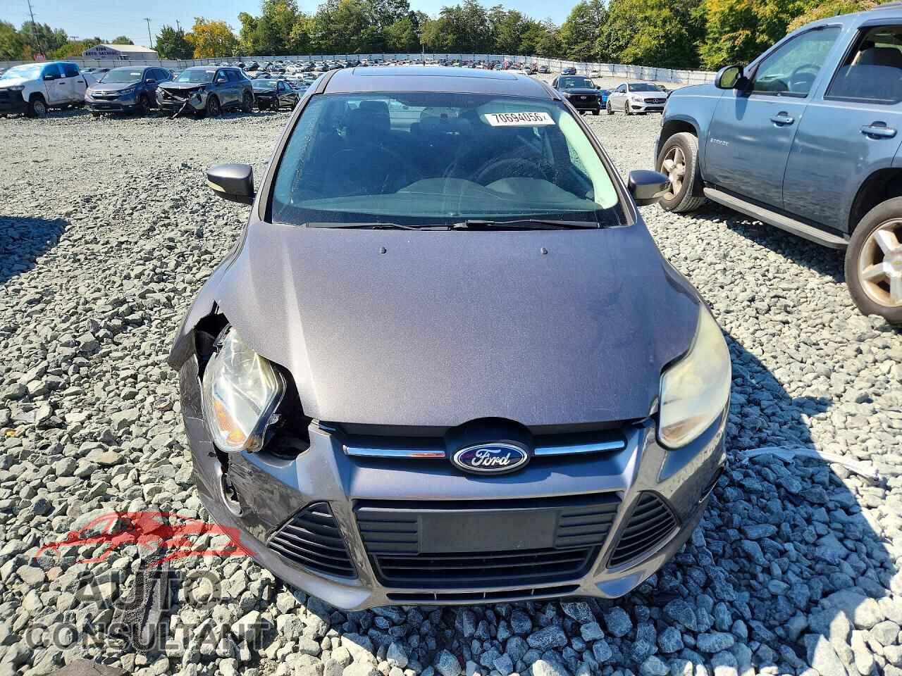FORD FOCUS 2014 - 1FADP3F2XEL268377
