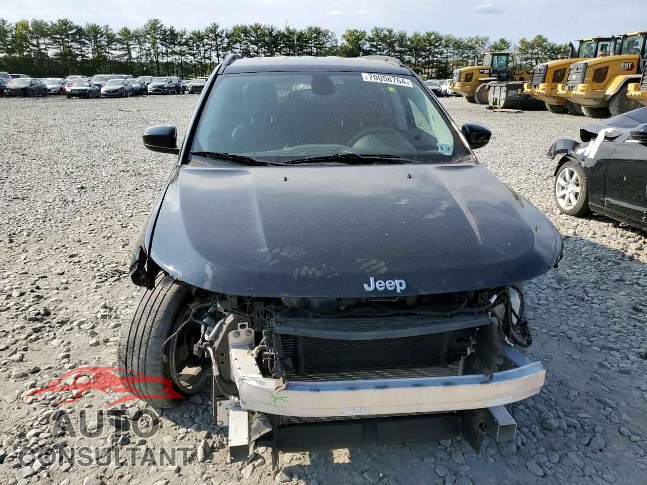 JEEP COMPASS 2019 - 3C4NJDBB8KT754875