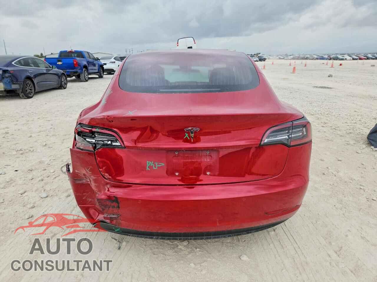 TESLA MODEL 3 2018 - 5YJ3E1EA3JF039755