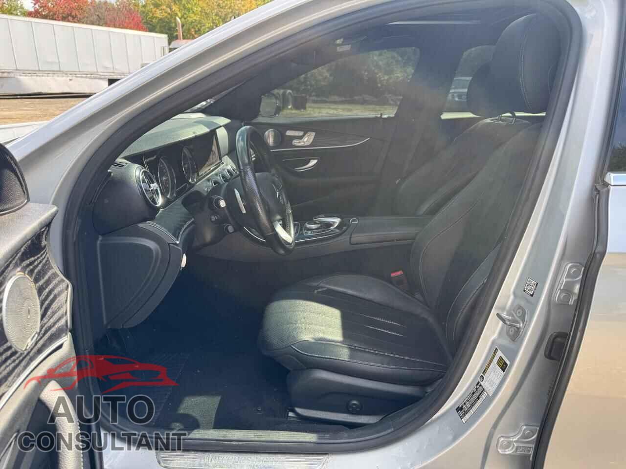 MERCEDES-BENZ E-CLASS 2017 - WDDZF4KB8HA244034