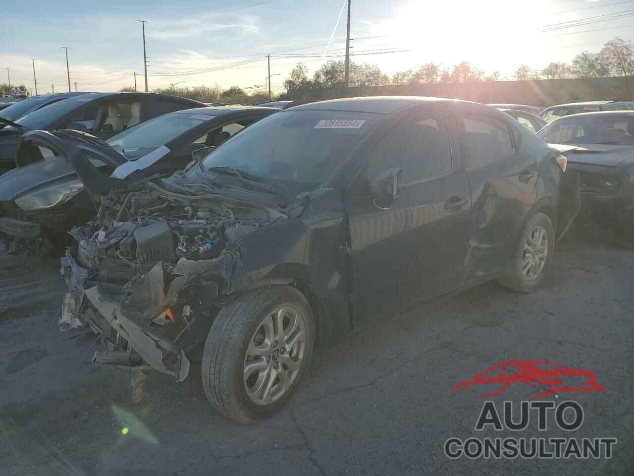 TOYOTA YARIS 2018 - 3MYDLBYV0JY330718