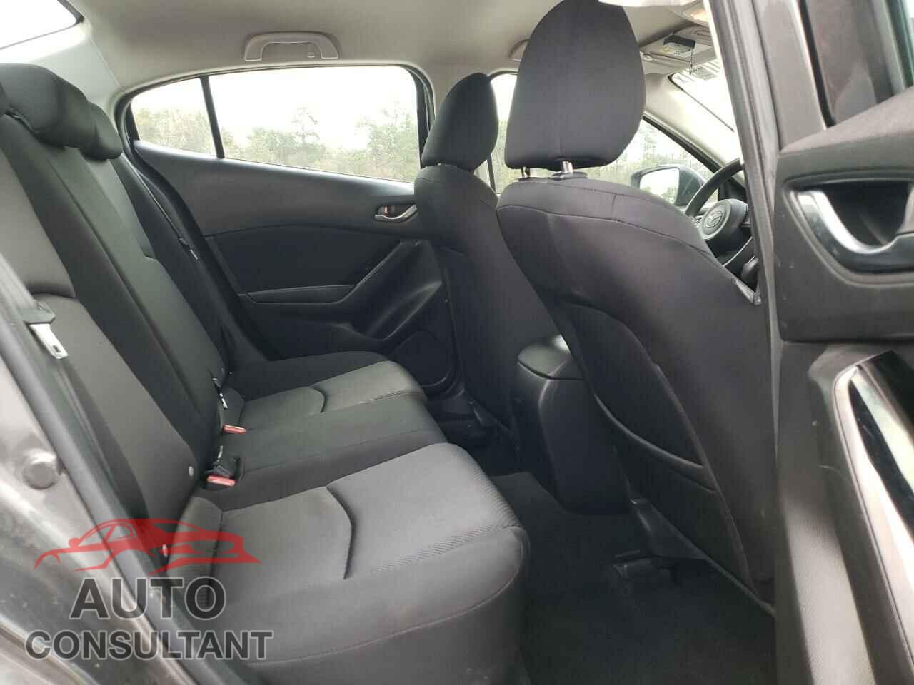 MAZDA 3 2017 - 3MZBN1U75HM108756