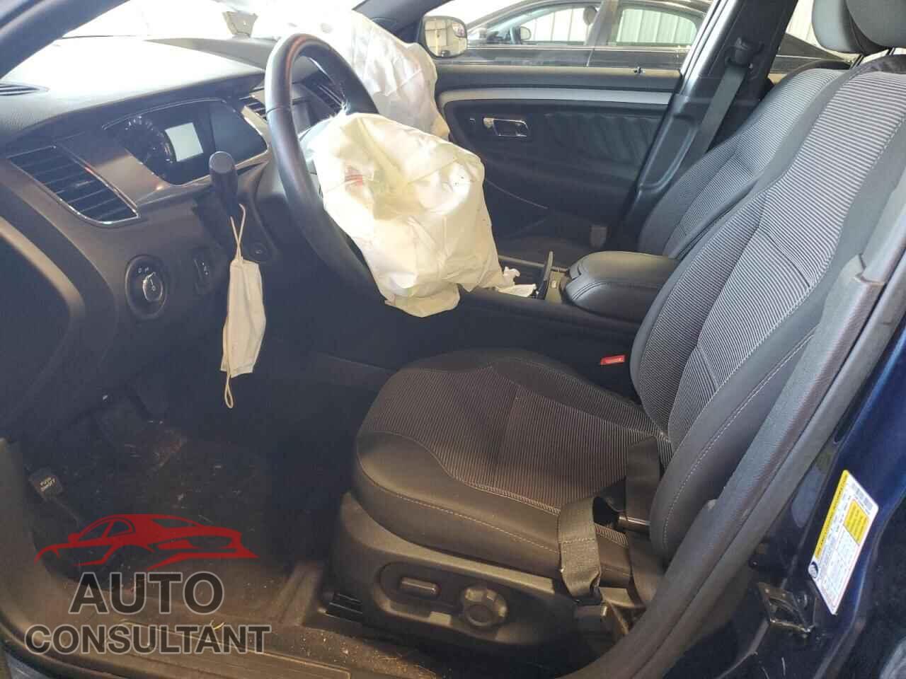 FORD TAURUS 2017 - 1FAHP2E80HG138686