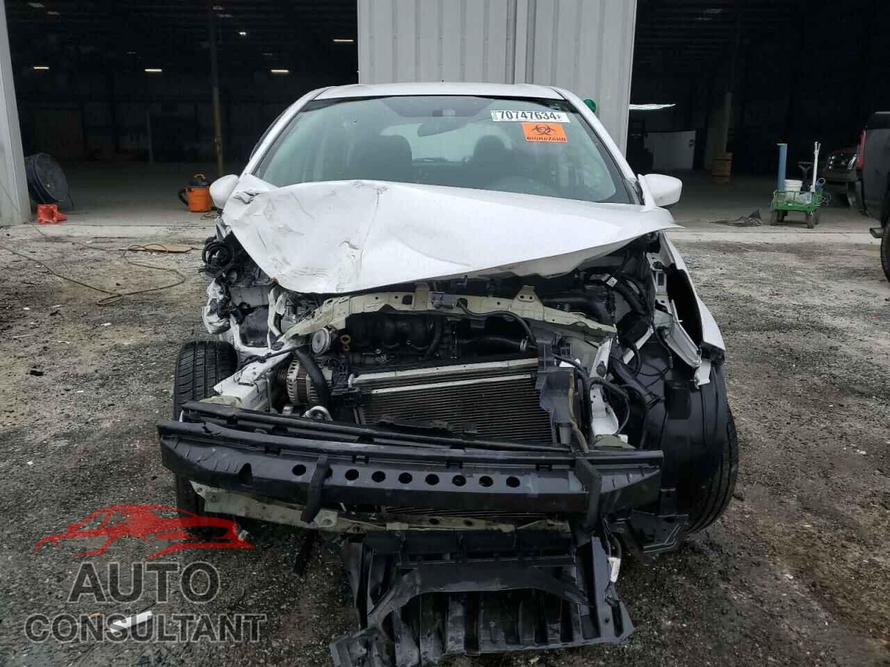 NISSAN VERSA 2016 - 3N1CE2CP4GL386439