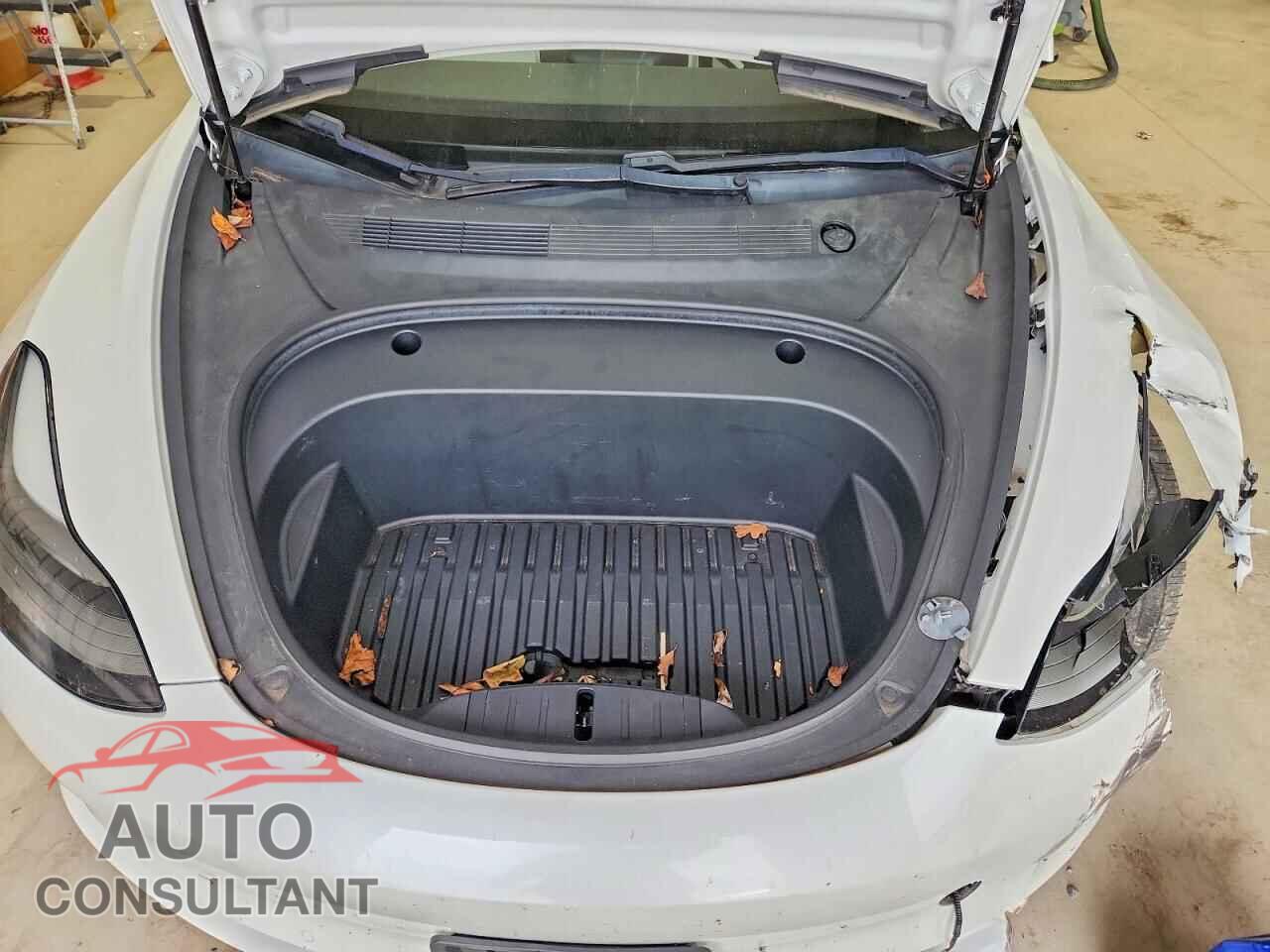 TESLA MODEL 3 2021 - 5YJ3E1EA5MF994321