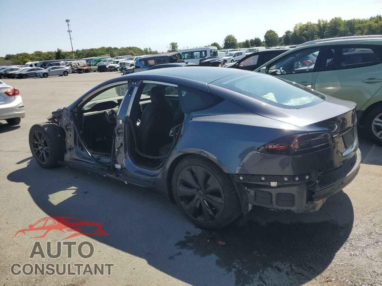 TESLA MODEL S 2022 - 5YJSA1E52NF489218