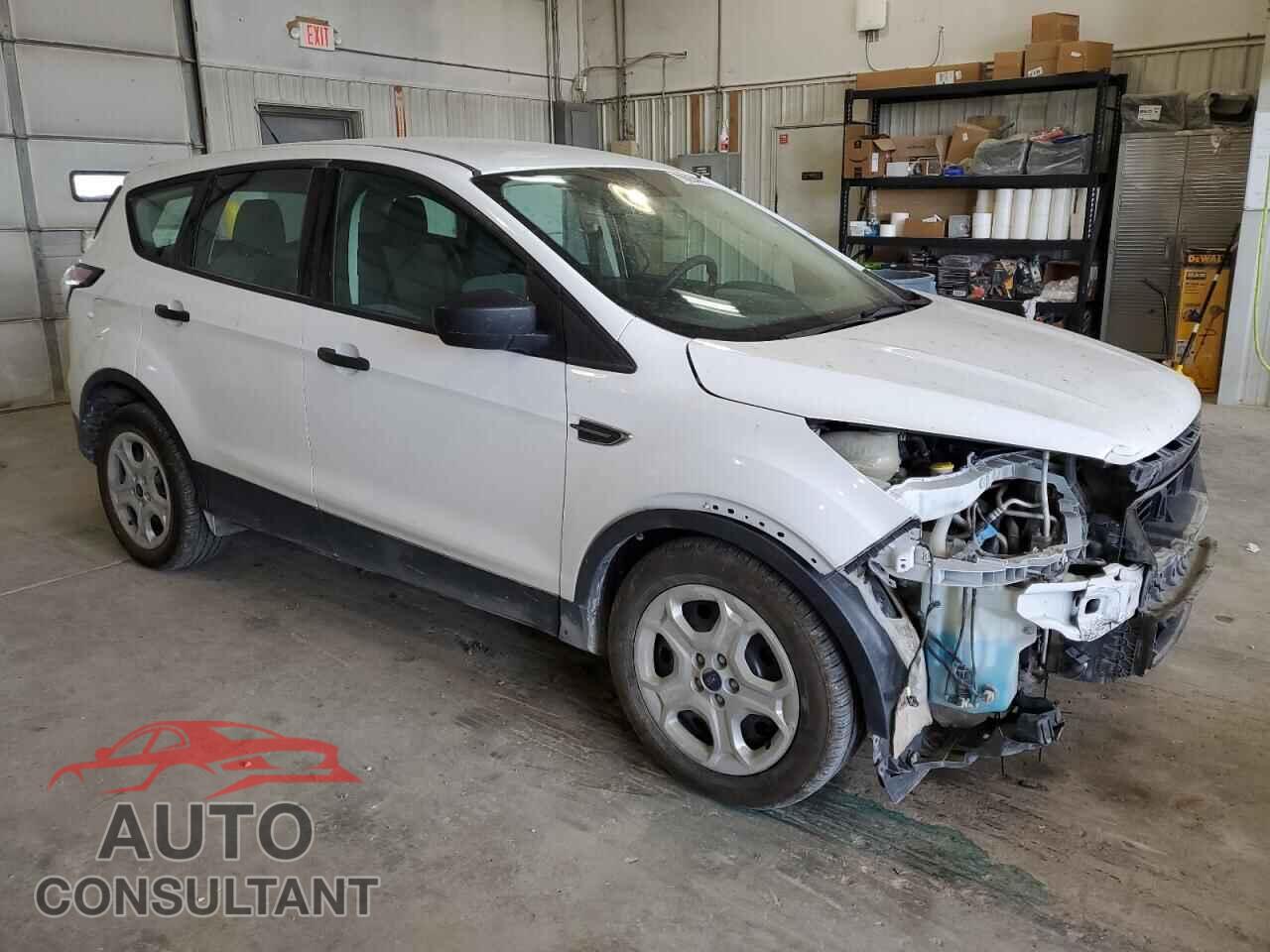FORD ESCAPE 2018 - 1FMCU0F76JUC07116