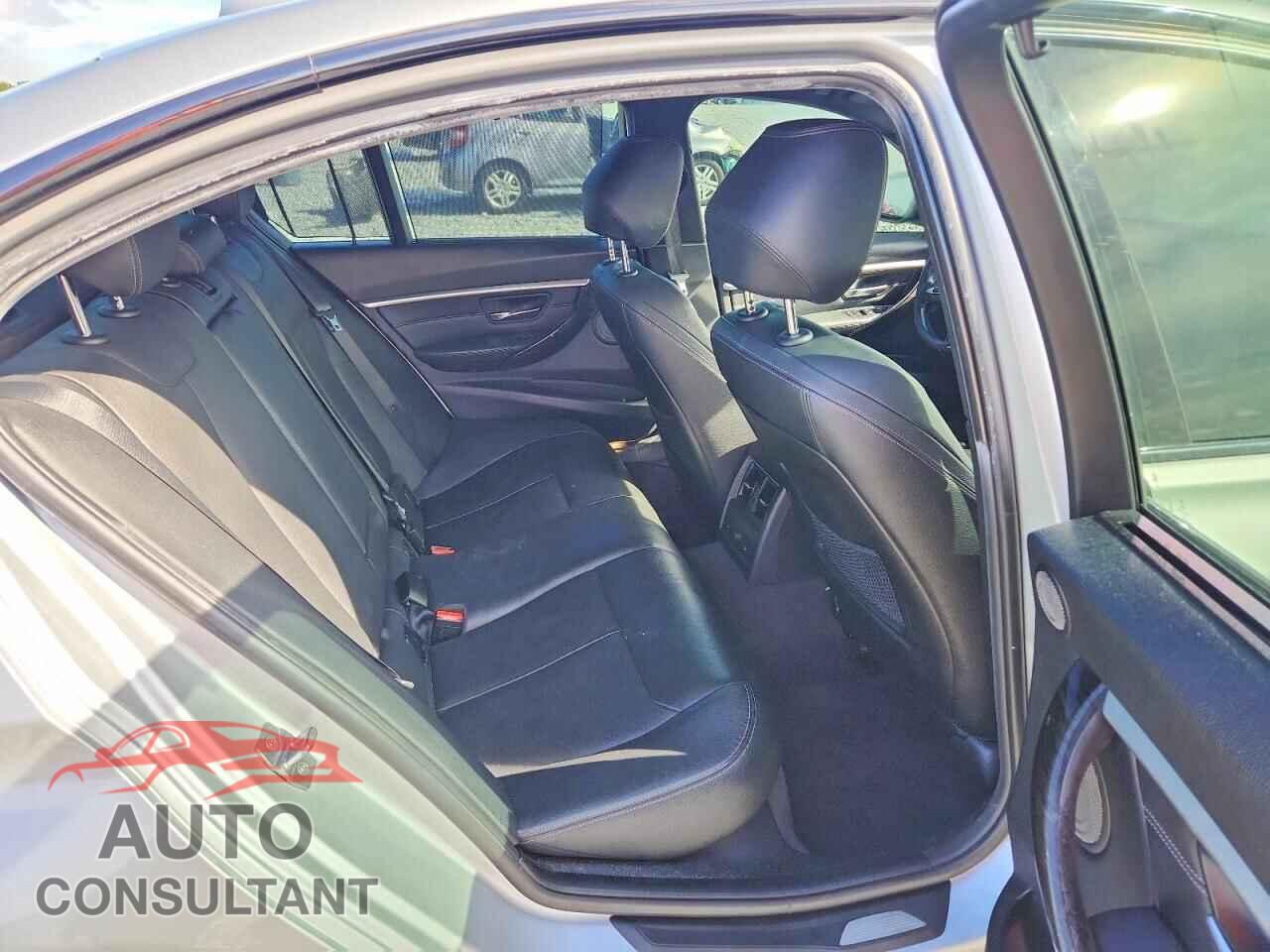 BMW 3 SERIES 2016 - WBA8E9C53GK646550