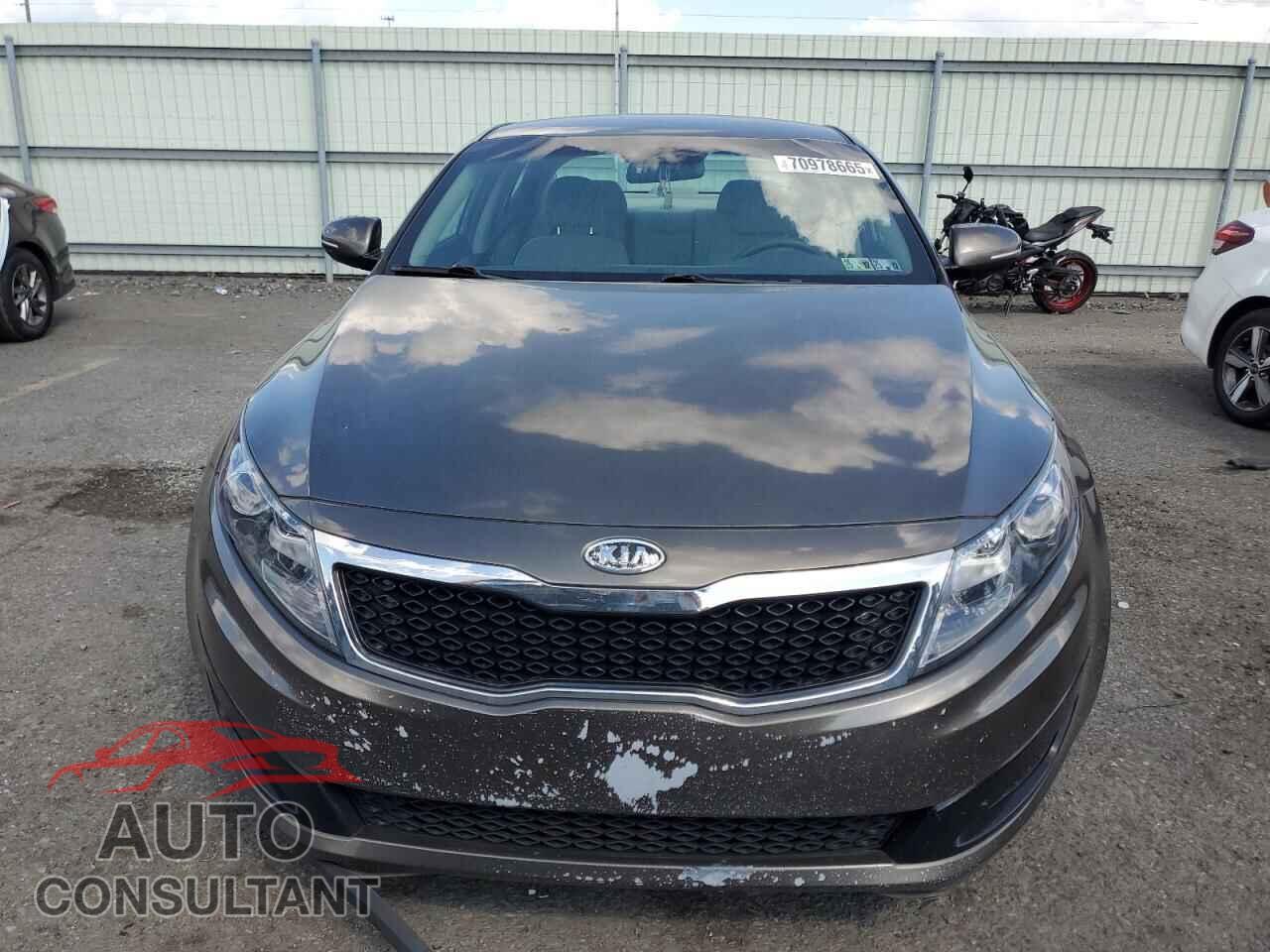 KIA OPTIMA 2011 - KNAGM4A76B5080610