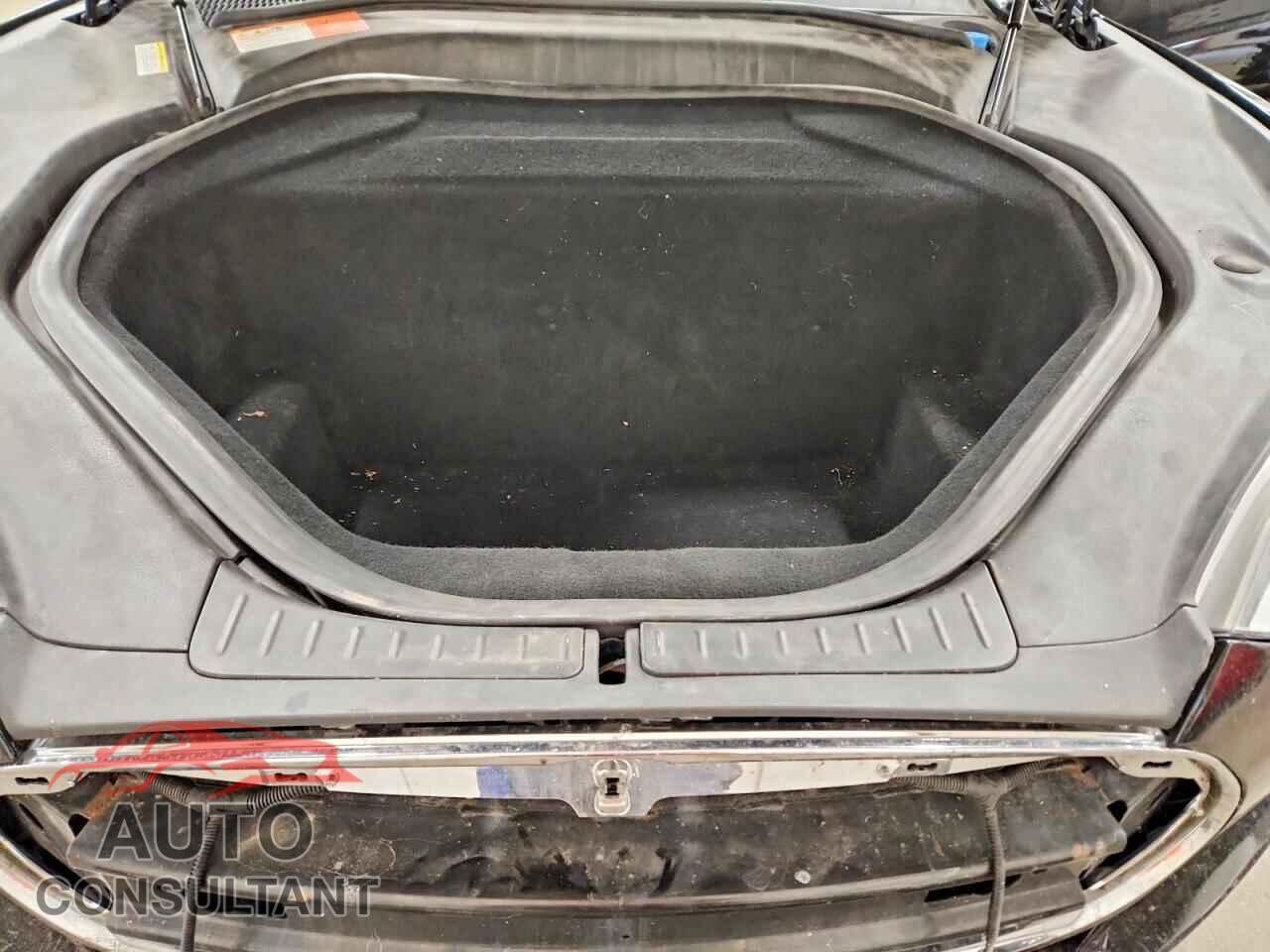 TESLA MODEL S 2015 - 5YJSA1E28FF118670