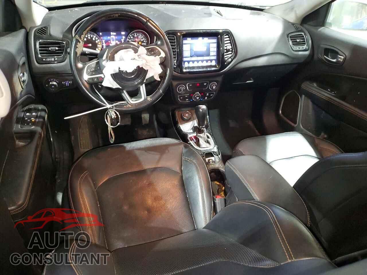 JEEP COMPASS 2020 - 3C4NJDCB1LT122199