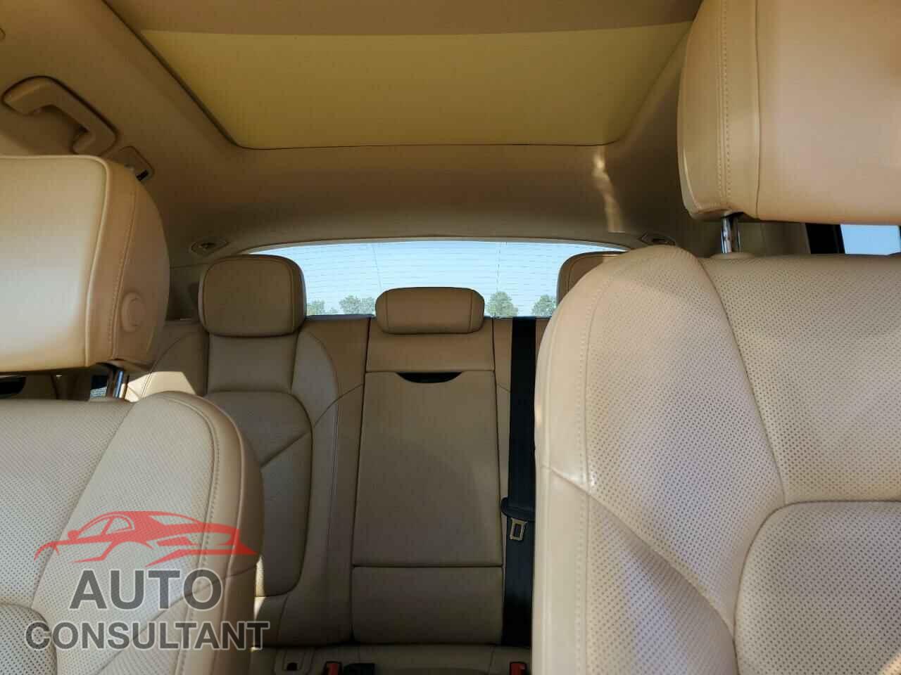 PORSCHE MACAN 2016 - WP1AB2A58GLB51678