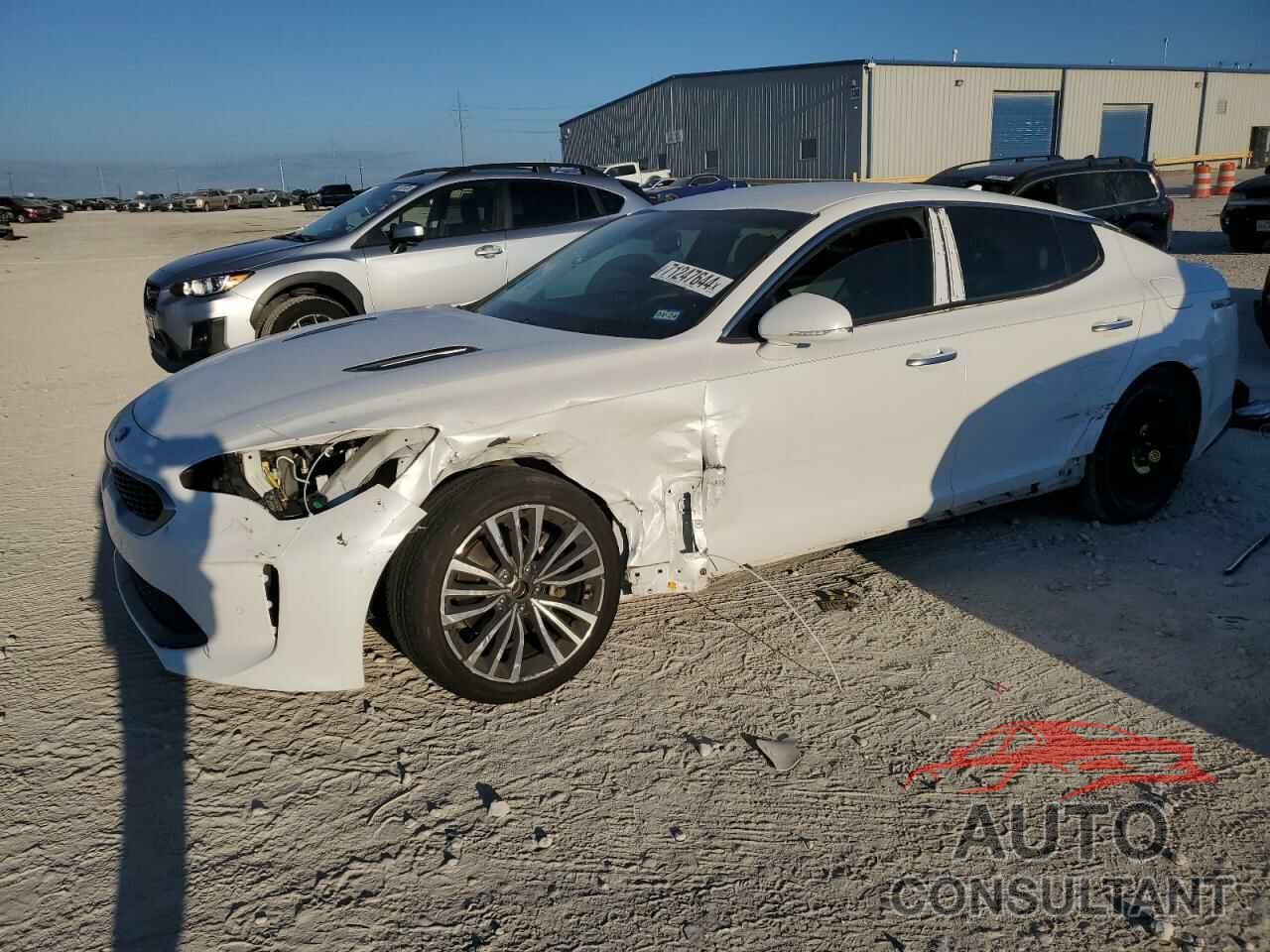 KIA STINGER 2019 - KNAE15LA4K6049543