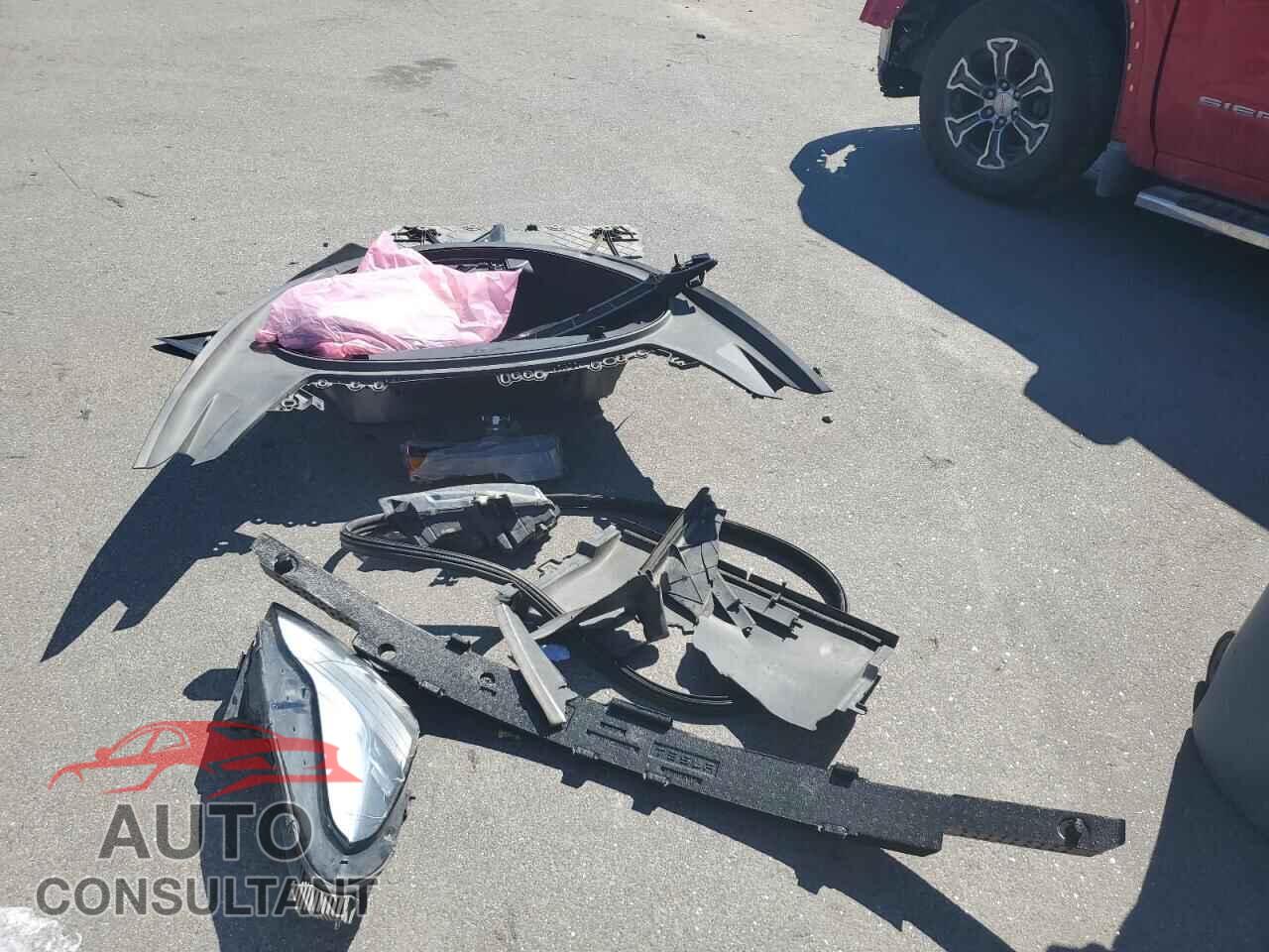 TESLA MODEL 3 2019 - 5YJ3E1EB0KF497134