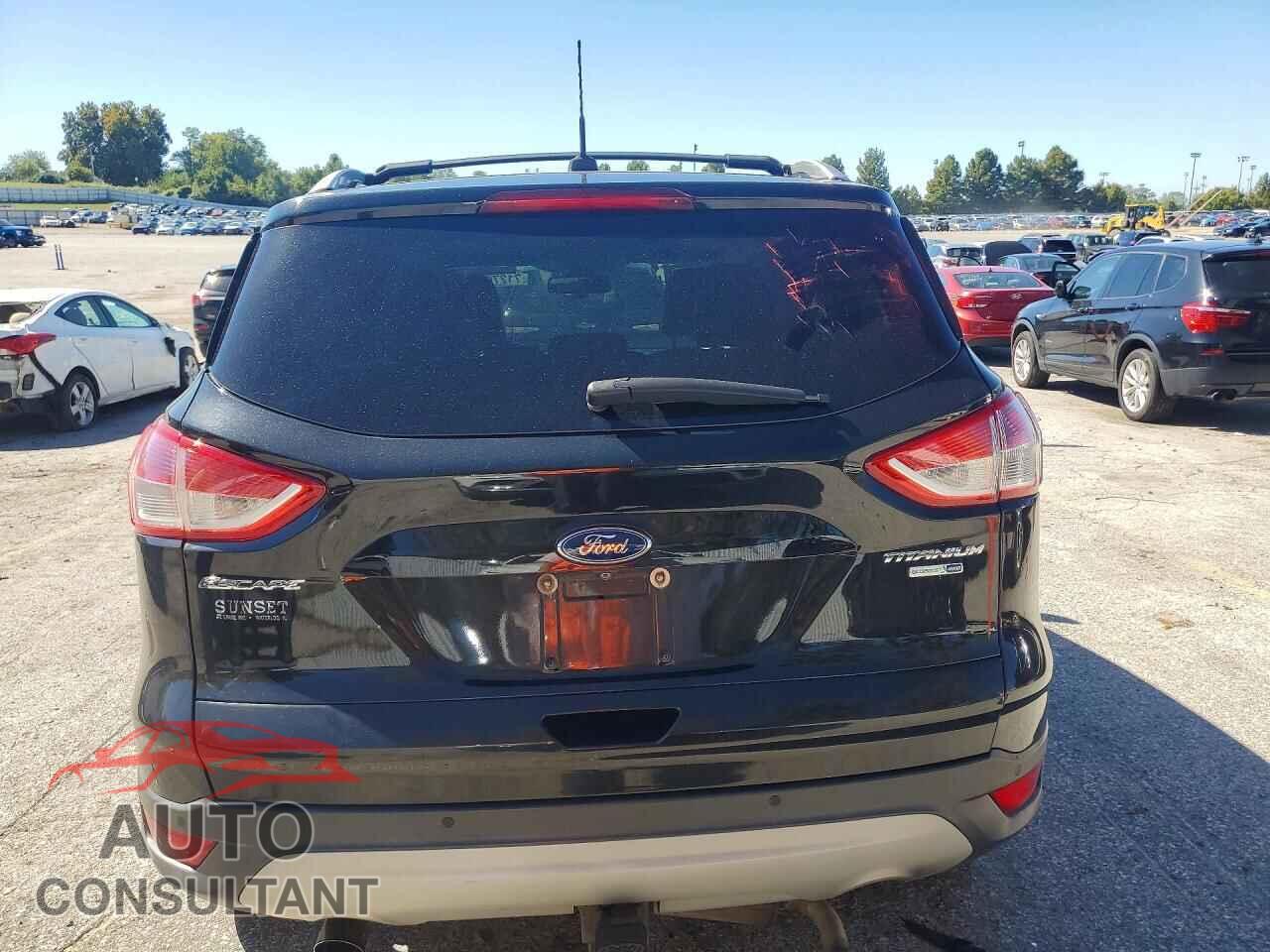 FORD ESCAPE 2013 - 1FMCU9J91DUD65543
