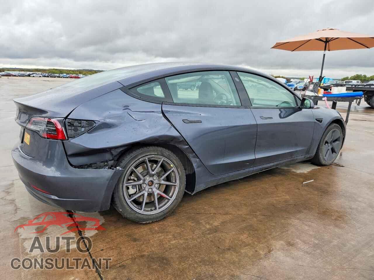 TESLA MODEL 3 2023 - 5YJ3E1EA0PF457229