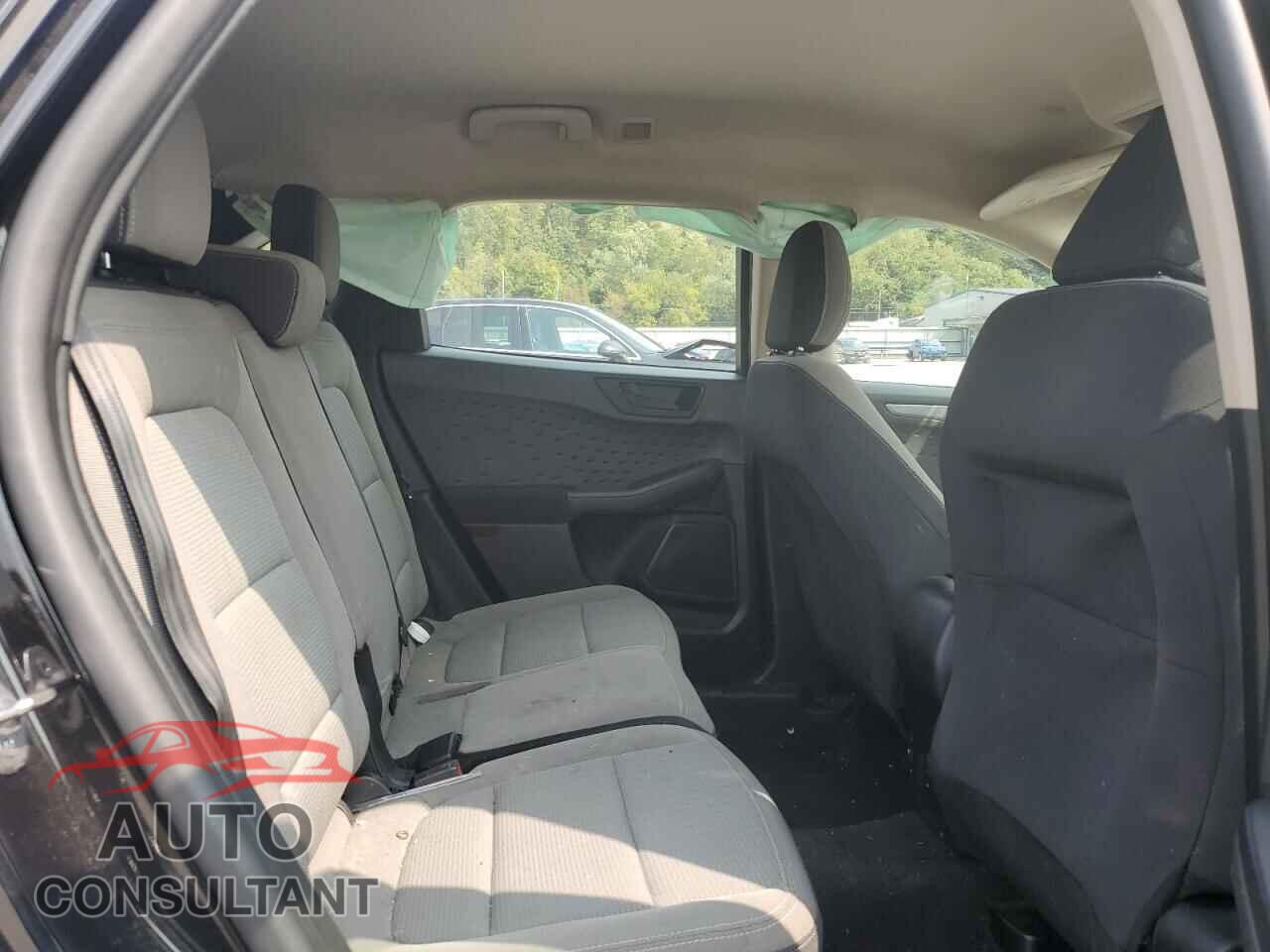 FORD ESCAPE 2020 - 1FMCU9F60LUA07895