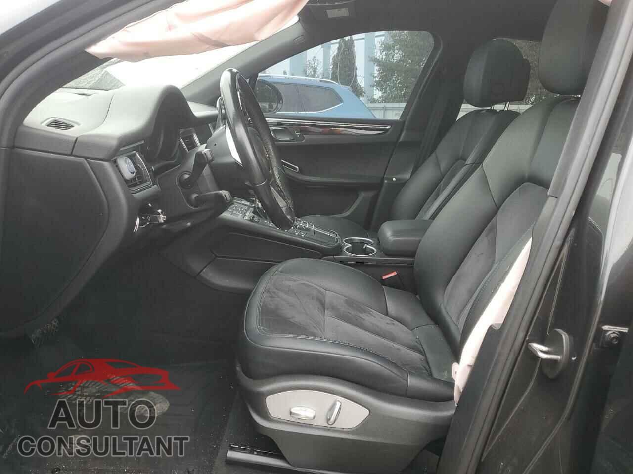 PORSCHE MACAN 2017 - WP1AA2A53HLB01615
