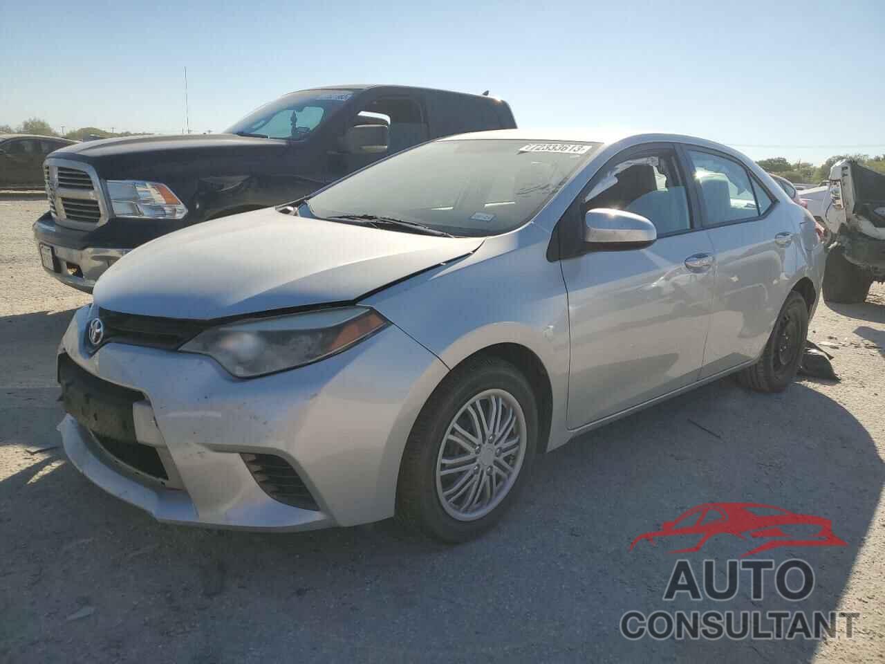 TOYOTA COROLLA 2015 - 5YFBURHE2FP333090