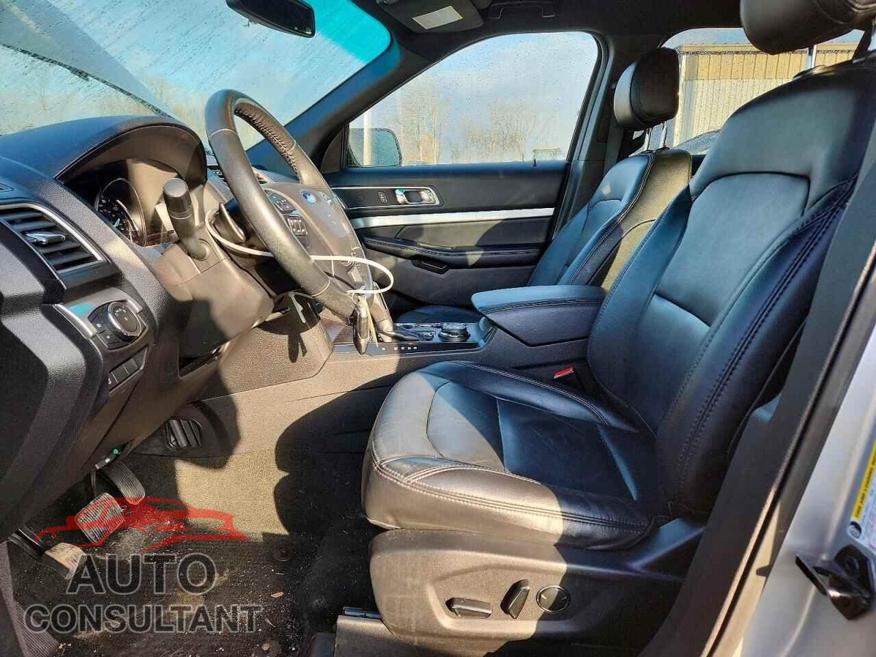 FORD EXPLORER 2017 - 1FM5K8D83HGA40182