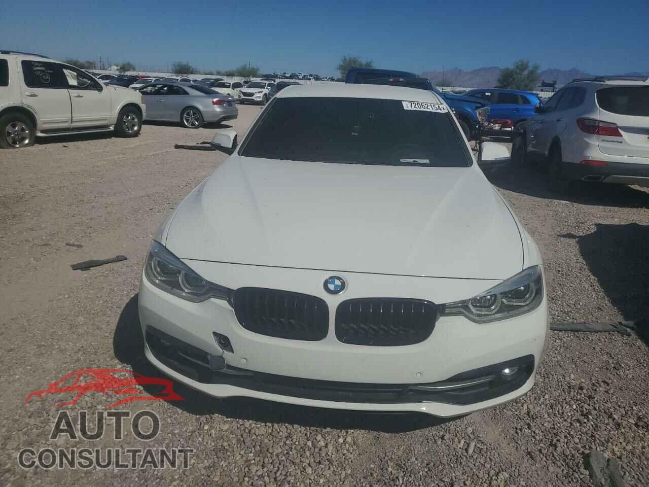 BMW 3 SERIES 2018 - WBA8B9C52JEE81575