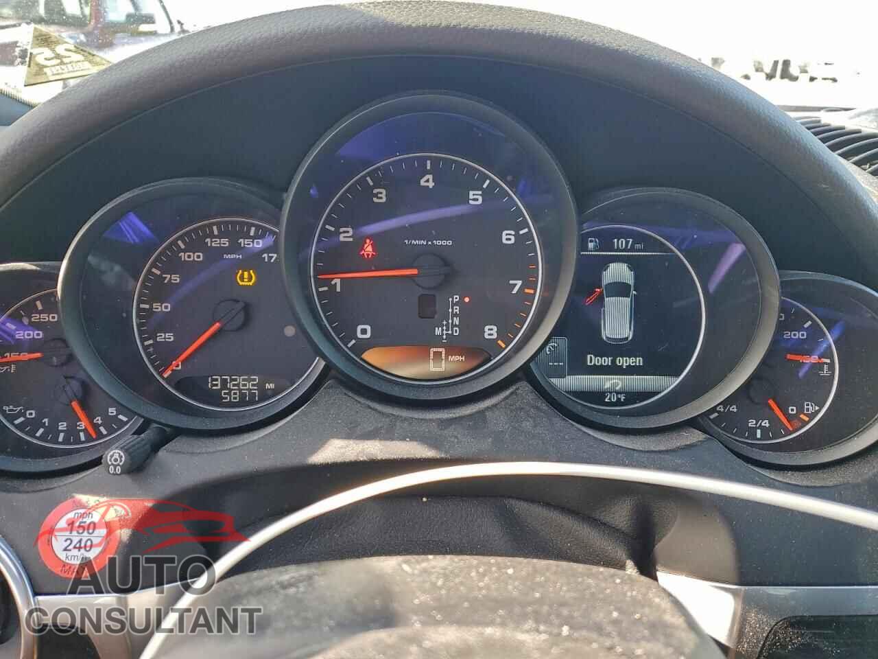 PORSCHE CAYENNE 2017 - WP1AA2A24HKA85453
