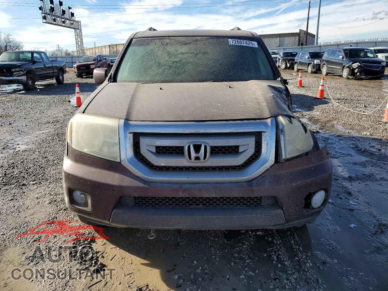 HONDA PILOT 2011 - 5FNYF4H79BB084656