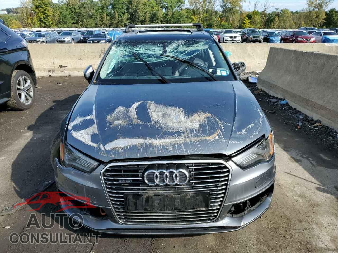 AUDI A3 2016 - WAUTPBFF8GA095277