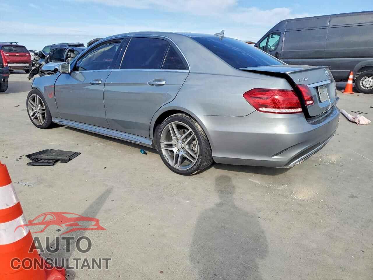 MERCEDES-BENZ E-CLASS 2014 - WDDHF5KB7EB057715