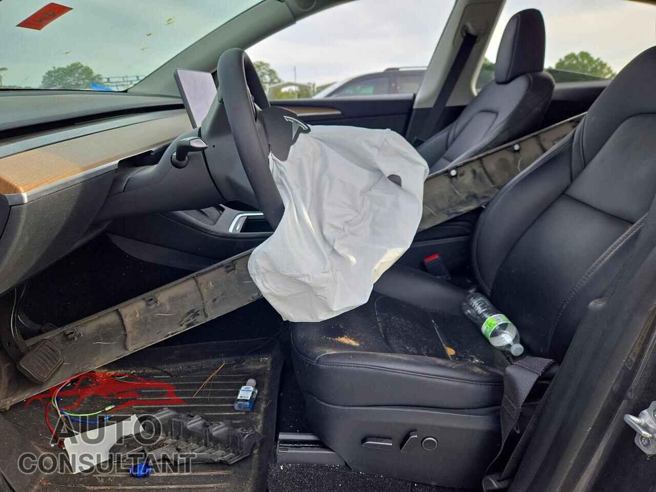 TESLA MODEL Y 2023 - 7SAYGAEE5PF842615