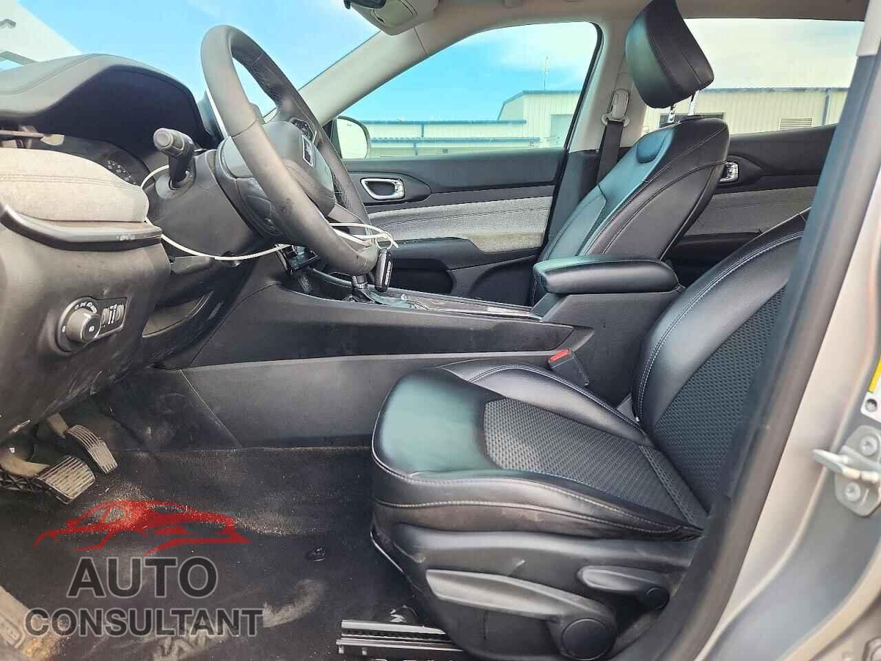JEEP COMPASS 2022 - 3C4NJDBB3NT108938
