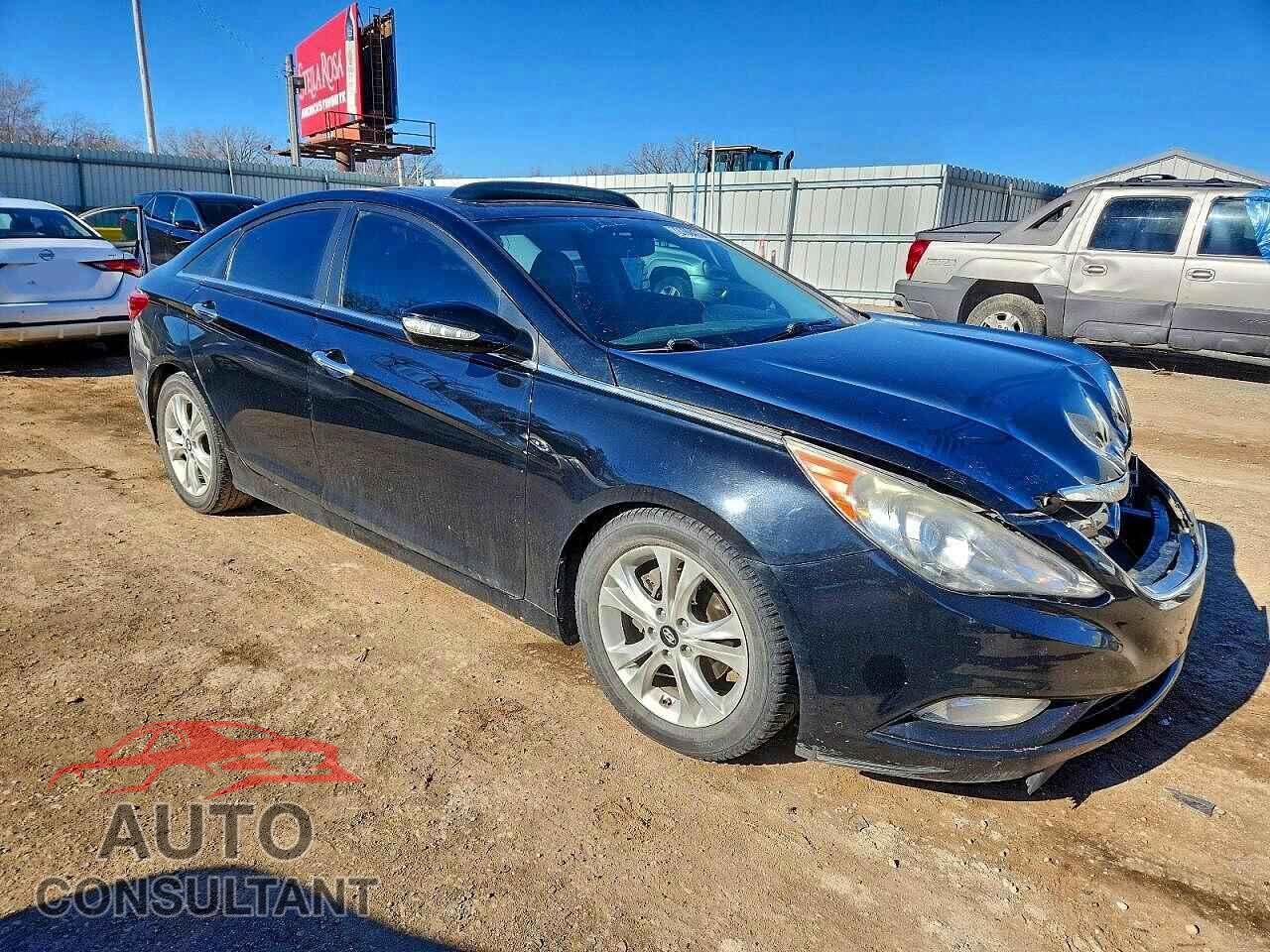 HYUNDAI SONATA 2011 - 5NPEC4AB0BH308358