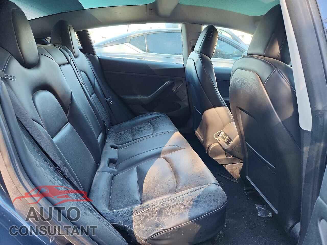 TESLA MODEL 3 2023 - 5YJ3E1EAXPF458372