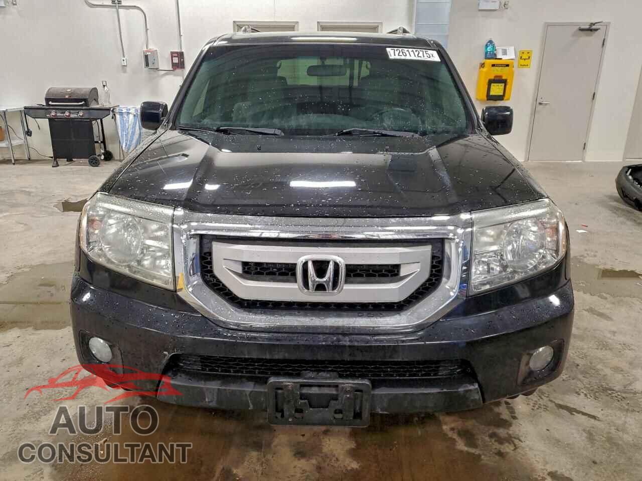 HONDA PILOT 2011 - 5FNYF4H48BB503537