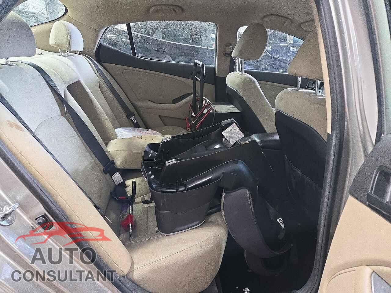 KIA OPTIMA 2013 - 5XXGM4A70DG248968
