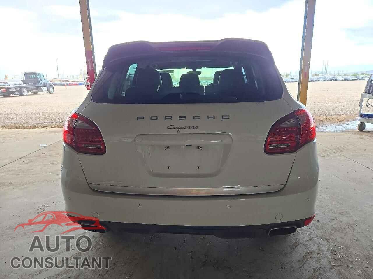 PORSCHE CAYENNE 2012 - WP1AA2A27CLA06408