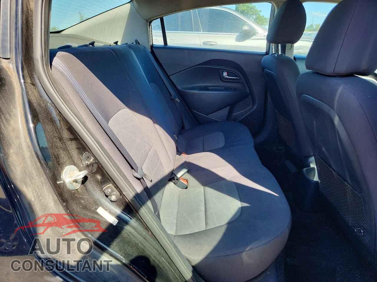 KIA RIO 2017 - KNADM4A33H6044909