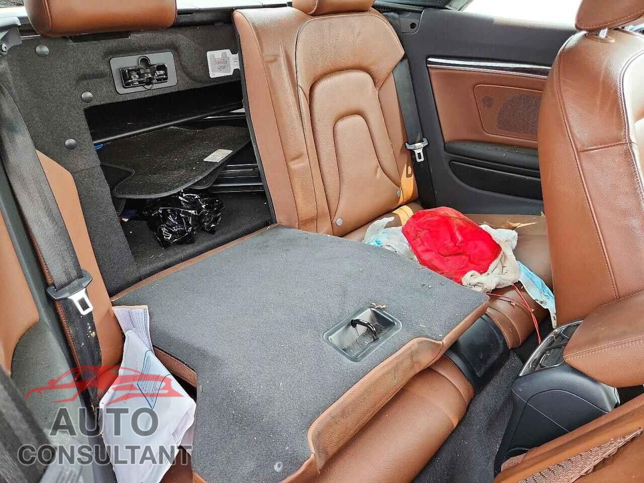 AUDI A5 2012 - WAULFAFH2CN001458