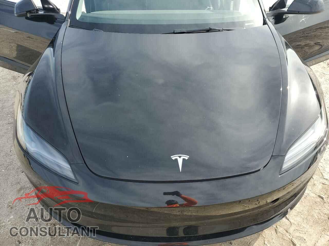TESLA MODEL 3 2024 - 5YJ3E1EA3RF734877