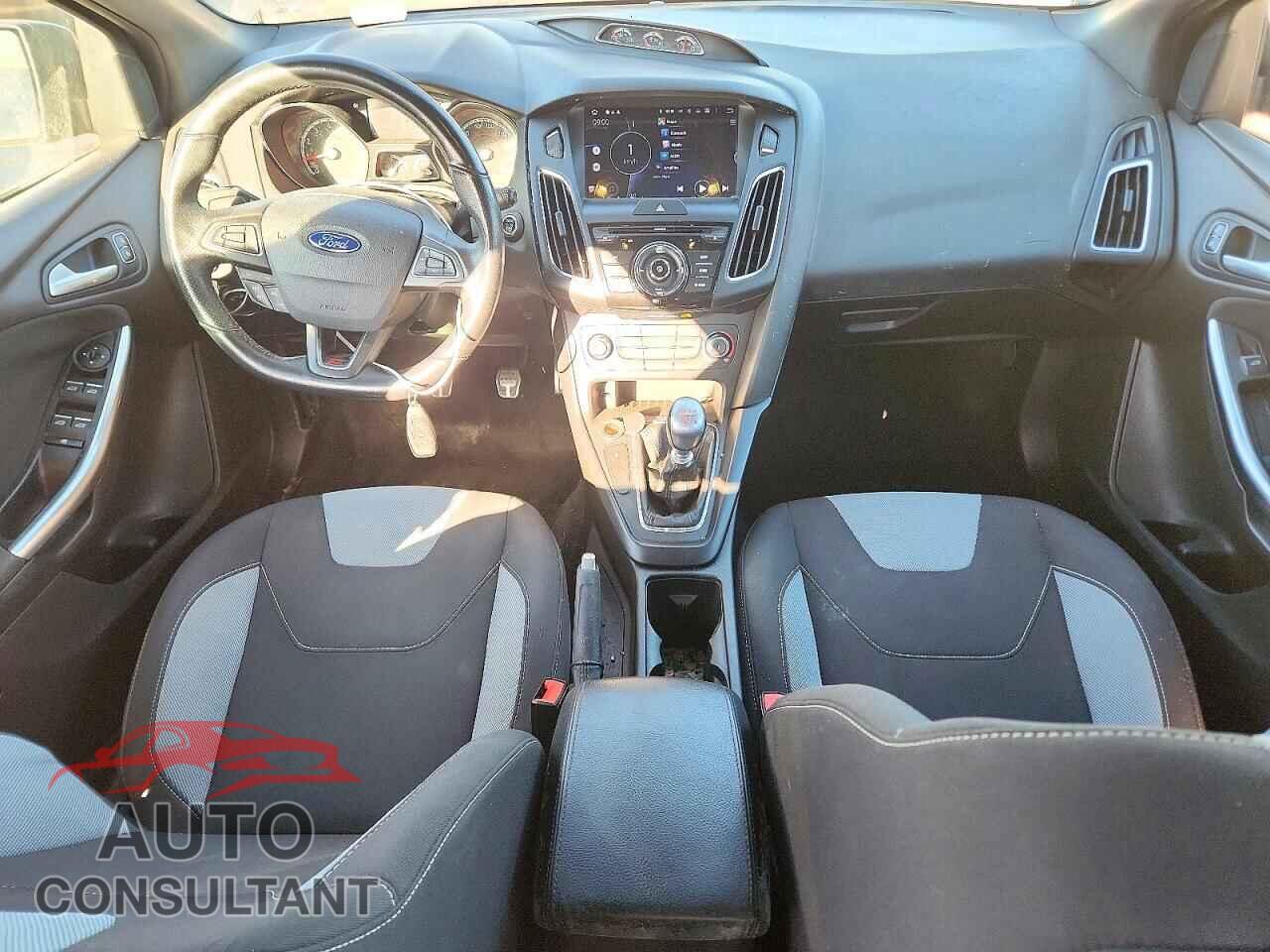 FORD FOCUS 2016 - 1FADP3L91GL223879