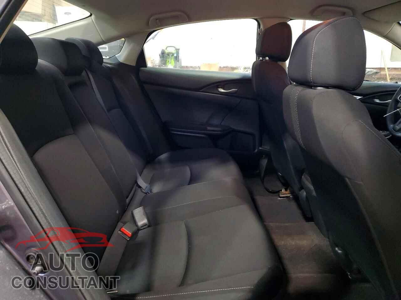 HONDA CIVIC 2017 - 2HGFC2F57HH011246