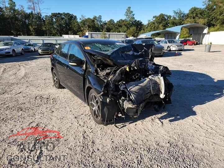 FORD FOCUS 2018 - 1FADP3H29JL223485