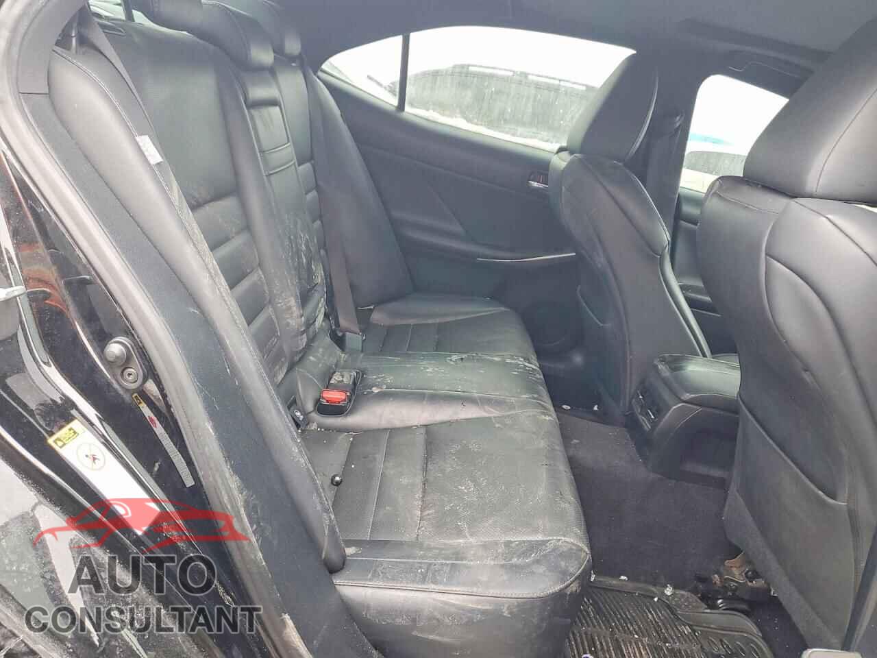 LEXUS IS 2014 - JTHCE1D21E5003627