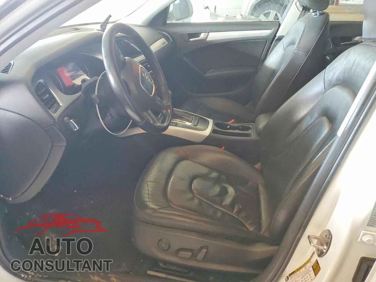 AUDI A4 2009 - WAULF78K79N016798